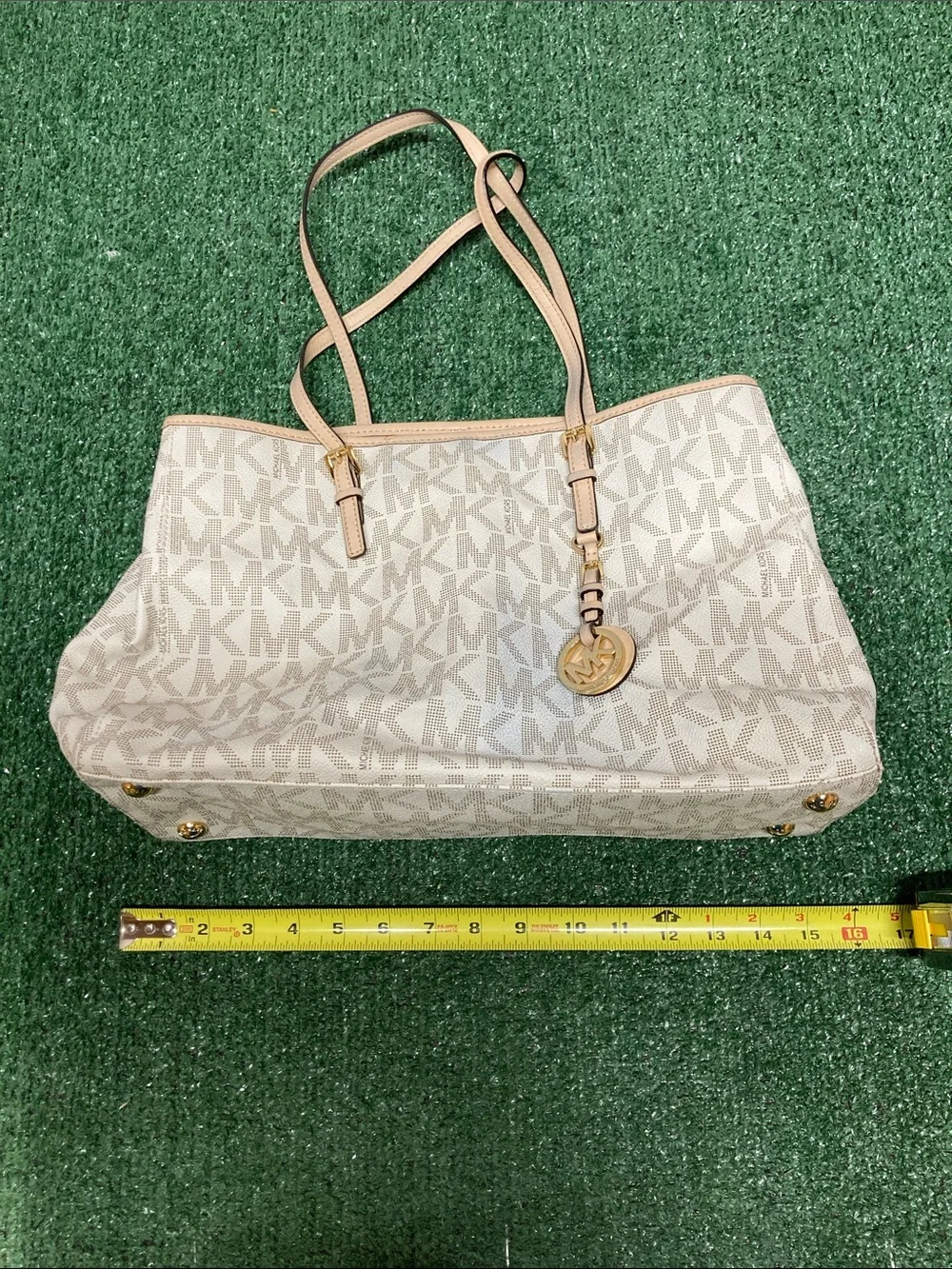 Michael Kors Cream Logo Tote with Gold Accent (OKPM-09-038)